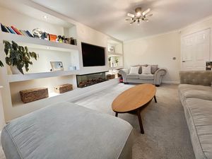 Lounge- click for photo gallery